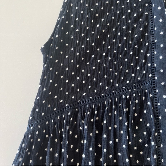 Anthropologie Babydoll Navy Blue Polka Dot Sleeveless Button Up Tunic Top SZ M - Picture 8 of 13